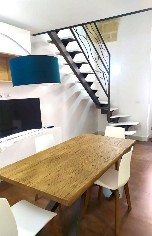 Maison 57 Brindisi Bagian luar foto