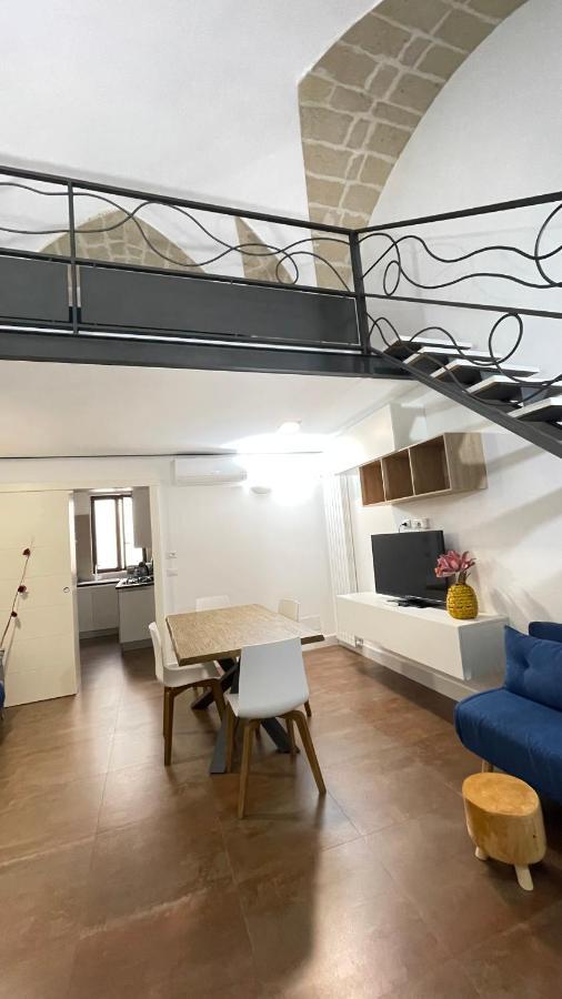 Maison 57 Brindisi Bagian luar foto